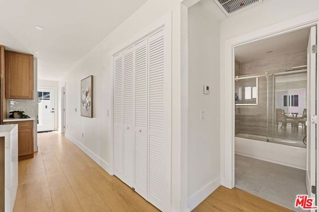 3667 Cimarron Street, Los Angeles, CA 90018
