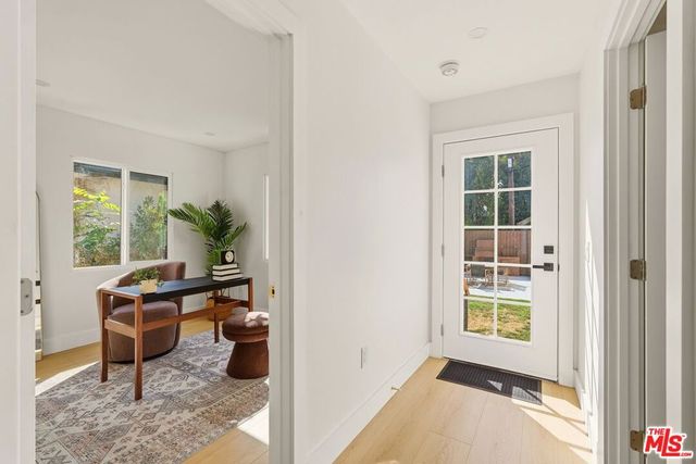3667 Cimarron Street, Los Angeles, CA 90018
