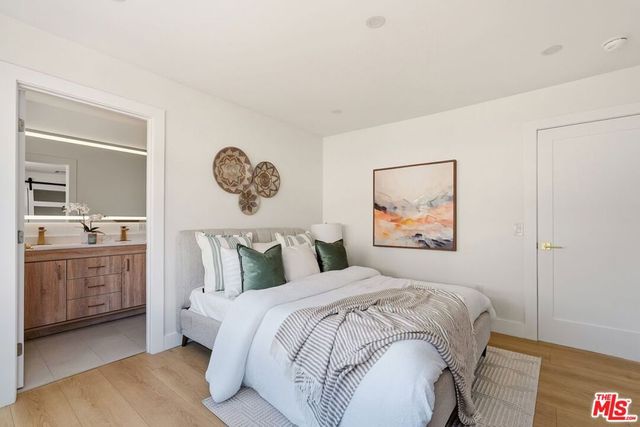 3667 Cimarron Street, Los Angeles, CA 90018