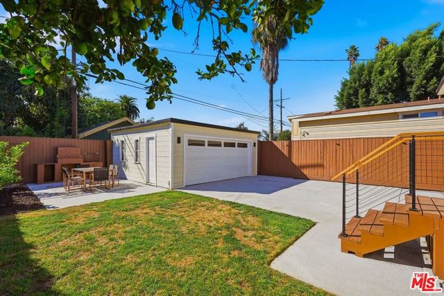 3667 Cimarron Street, Los Angeles, CA 90018