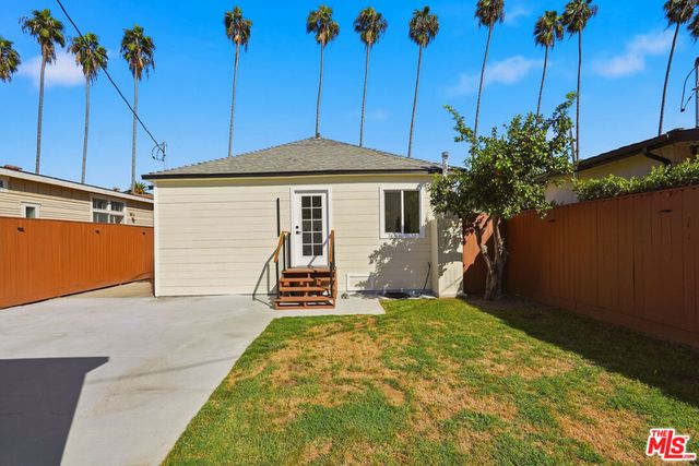 3667 Cimarron Street, Los Angeles, CA 90018