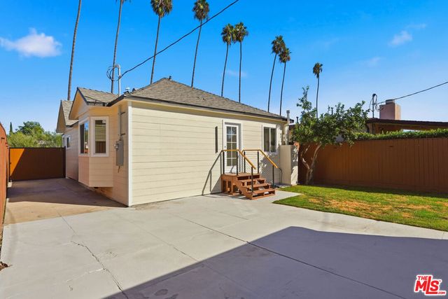 3667 Cimarron Street, Los Angeles, CA 90018