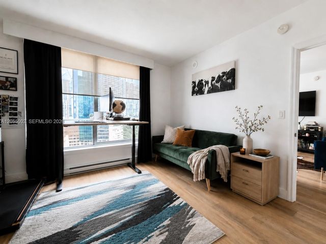 500 Brickell Avenue 1805, Miami, FL 33131