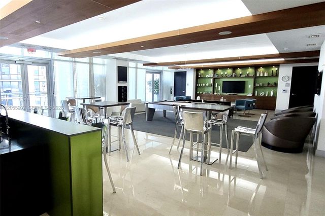500 Brickell Avenue 1805, Miami, FL 33131
