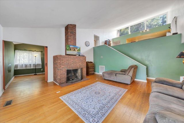 180 Daleview DR, Daleville, VA 24083
