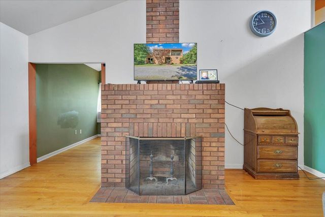 180 Daleview DR, Daleville, VA 24083