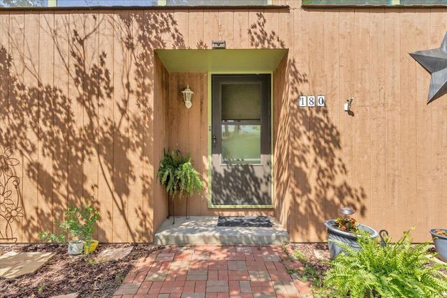180 Daleview DR, Daleville, VA 24083