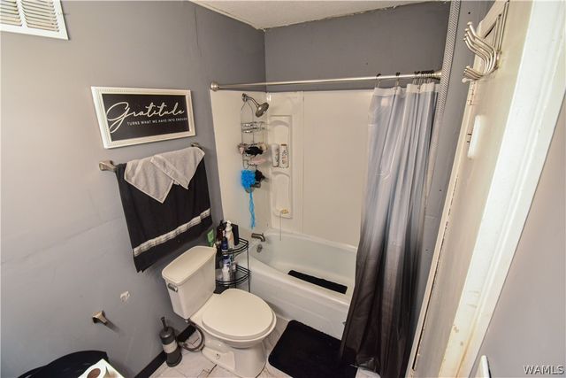 2700 Woodland Rd, Tuscaloosa, AL 35404