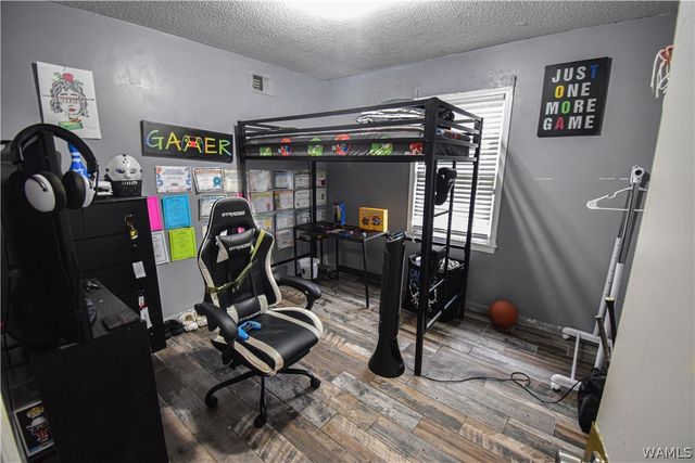 2700 Woodland Rd, Tuscaloosa, AL 35404