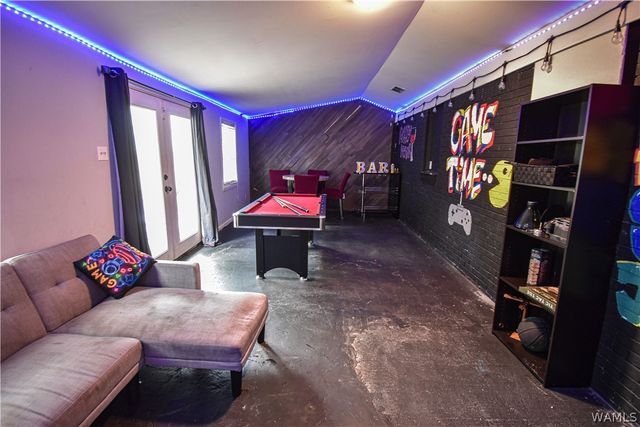 2700 Woodland Rd, Tuscaloosa, AL 35404