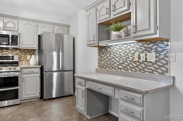 4133 Forder Valley Drive, St Louis, MO 63129