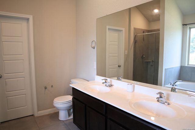 632 Cypress Arbor, Seguin, TX 78155