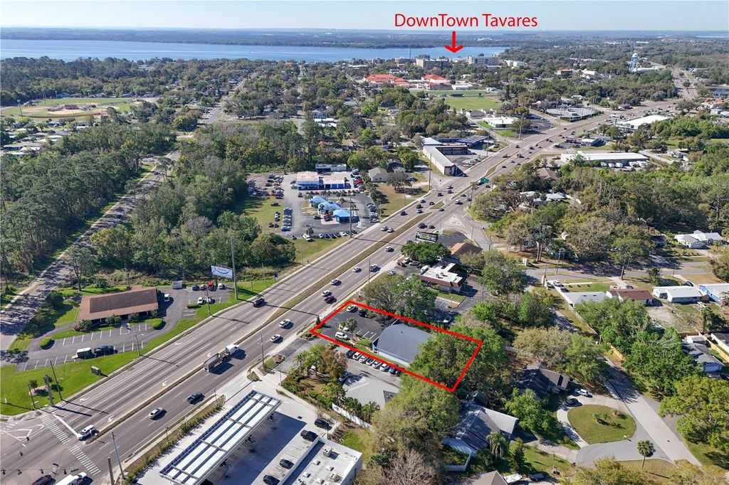 205 E BURLEIGH BOULEVARD, Tavares, FL 32778