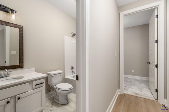 103 Hunt's Landing Drive, Kathleen, GA 31047