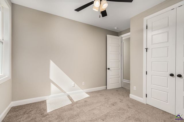 103 Hunt's Landing Drive, Kathleen, GA 31047