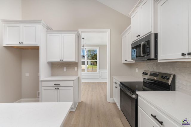 103 Hunt's Landing Drive, Kathleen, GA 31047