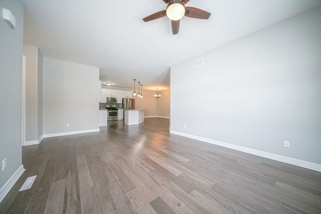 212 Martin Avenue 212, Oregon, IL 61061