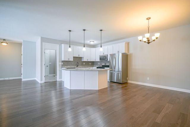 212 Martin Avenue 212, Oregon, IL 61061