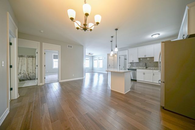 212 Martin Avenue 212, Oregon, IL 61061