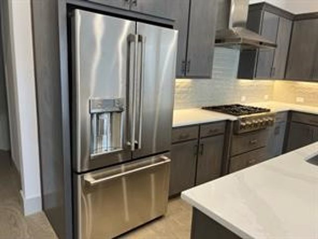 7706 Element Avenue, Plano, TX 75024