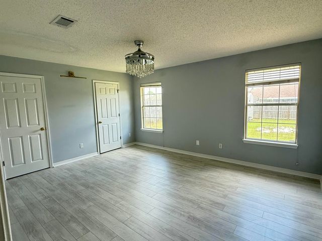 618 Risen Star Drive, Crestview, FL 32539