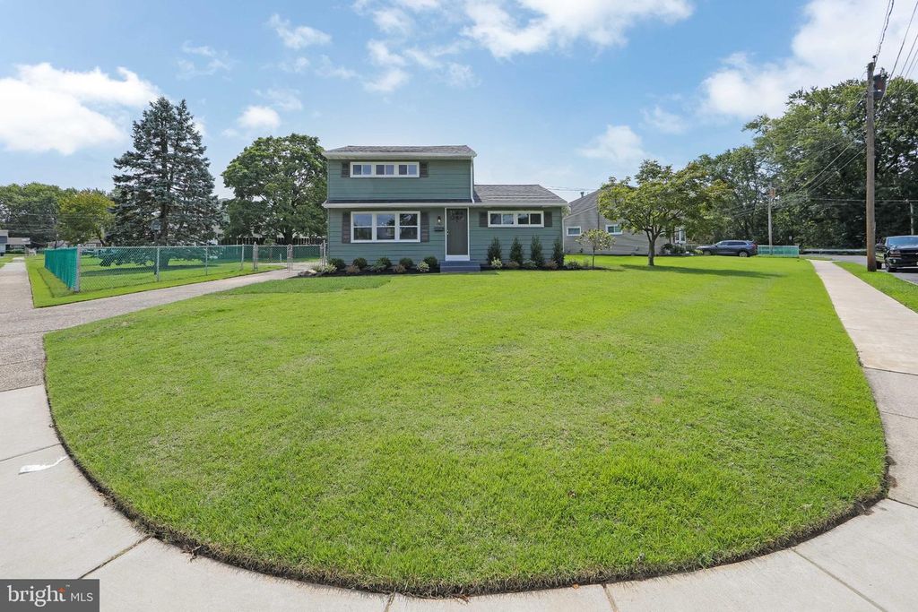 340 COLLINS LN, MAPLE SHADE, NJ 08052 — photo 3