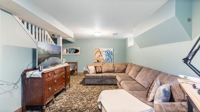 1207 Kilian Boulevard SE, Saint Cloud, MN 56304