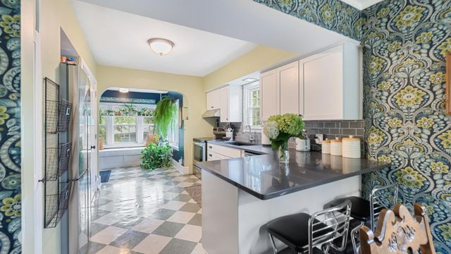 1207 Kilian Boulevard SE, Saint Cloud, MN 56304