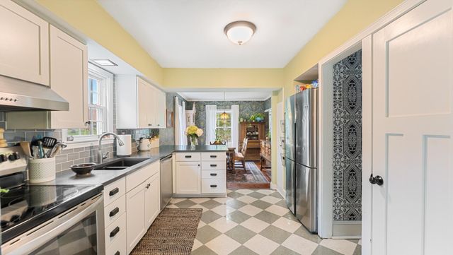 1207 Kilian Boulevard SE, Saint Cloud, MN 56304