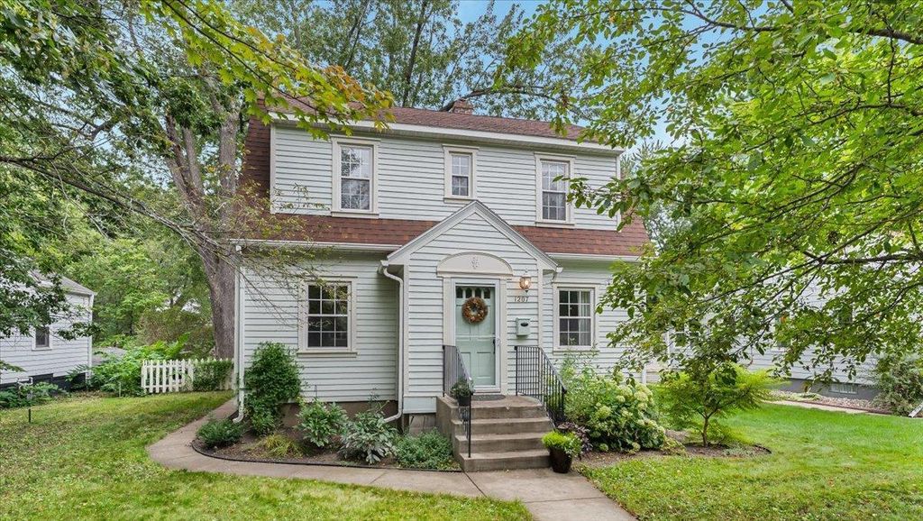 1207 Kilian Boulevard SE, Saint Cloud, MN 56304