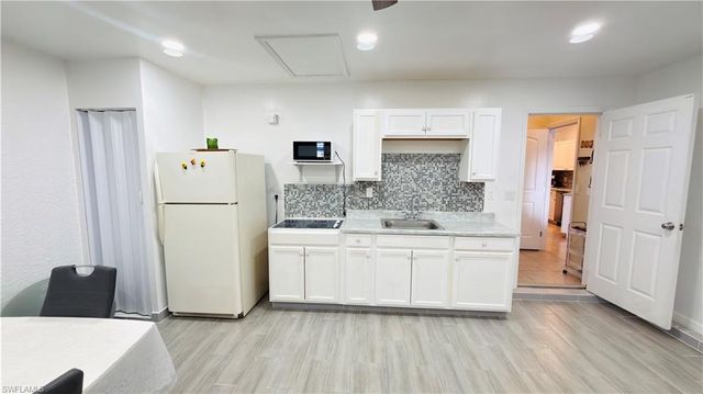 2616 27th ST W, Lehigh Acres, FL 33971