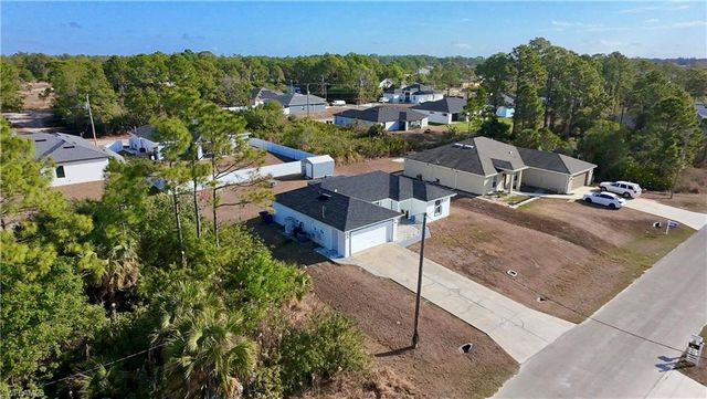 2616 27th ST W, Lehigh Acres, FL 33971