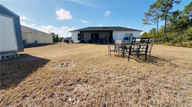 2616 27th ST W, Lehigh Acres, FL 33971