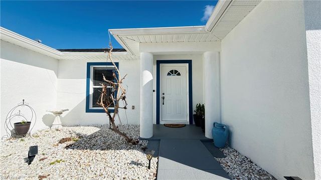 2616 27th ST W, Lehigh Acres, FL 33971