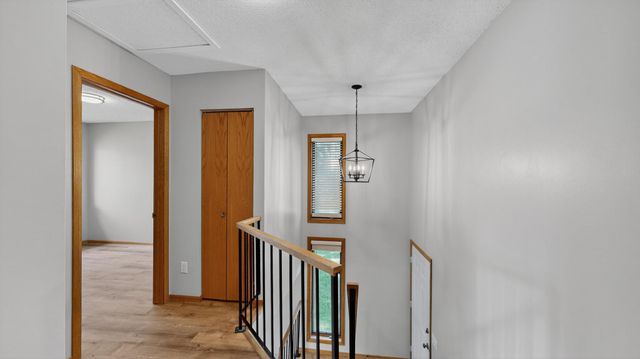 19 Elton Ridge Court NW, Rochester, MN 55901