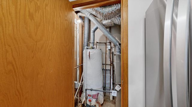 19 Elton Ridge Court NW, Rochester, MN 55901