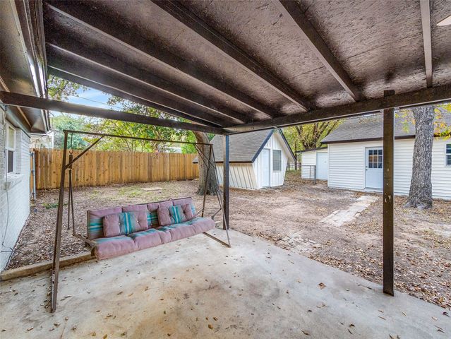 1200 Walker Drive, Hurst, TX 76053