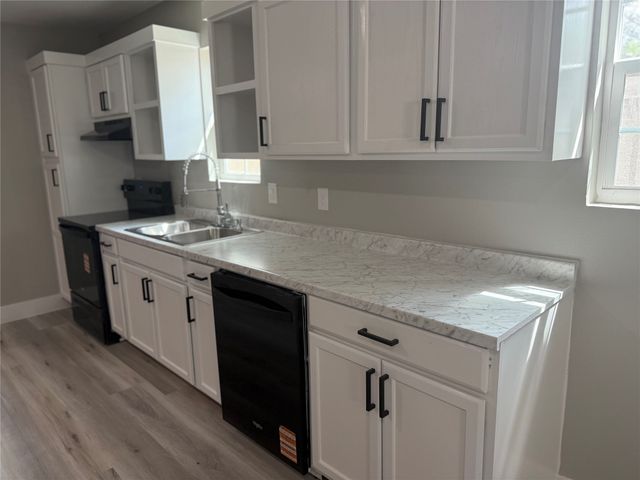 1200 Walker Drive, Hurst, TX 76053