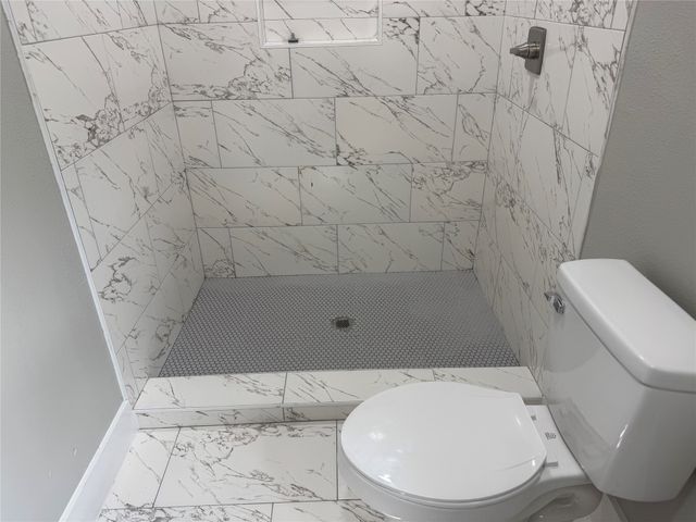 1200 Walker Drive, Hurst, TX 76053