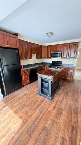 178 Farrington St, Quincy, MA 02170