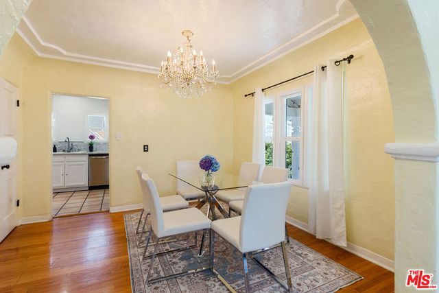 1433 Livonia Avenue, Los Angeles, CA 90035