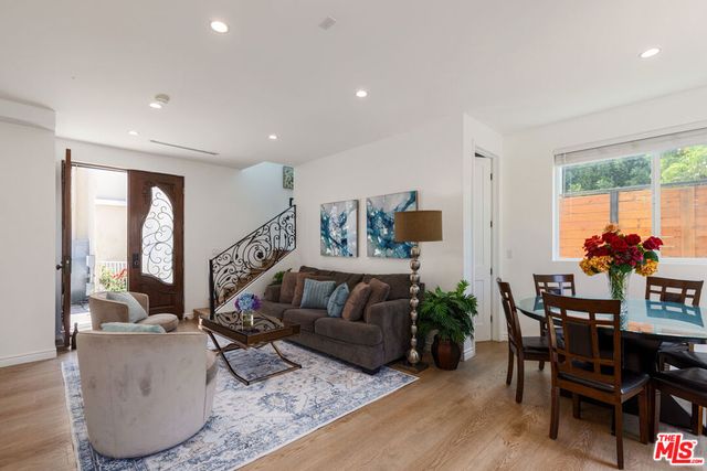 1433 Livonia Avenue, Los Angeles, CA 90035