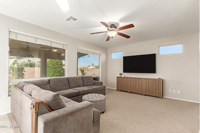 19806 N 15TH Place, Phoenix, AZ 85024