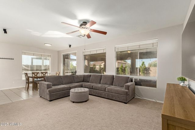 19806 N 15TH Place, Phoenix, AZ 85024