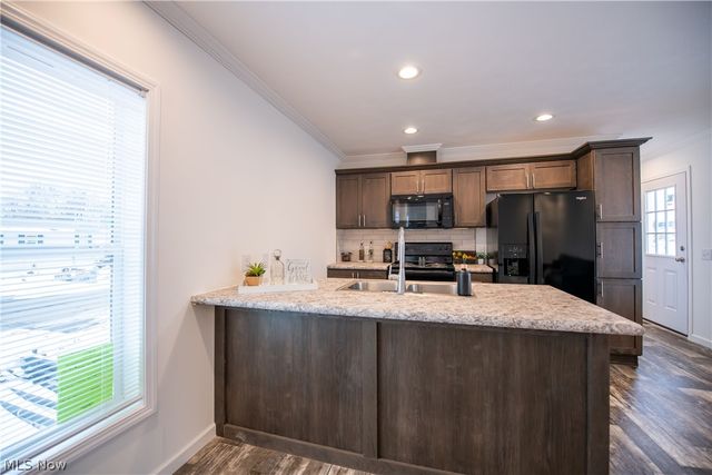 14000 Lincoln Street 16, Minerva, OH 44657