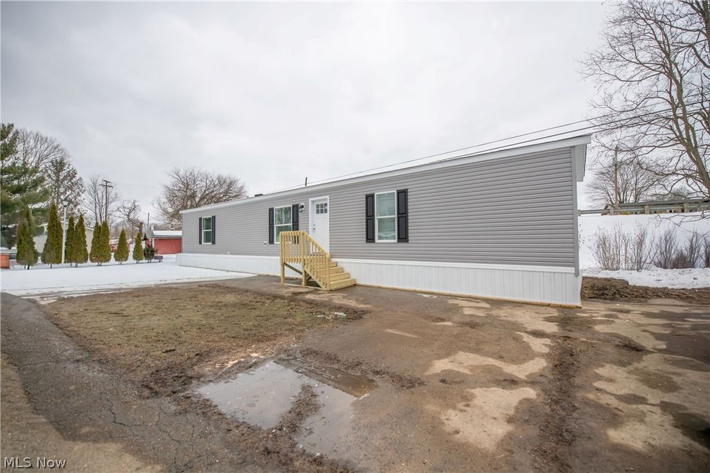 14000 Lincoln Street 16, Minerva, OH 44657