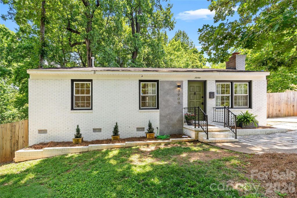 3900 Dunwoody Drive, Charlotte, NC 28215