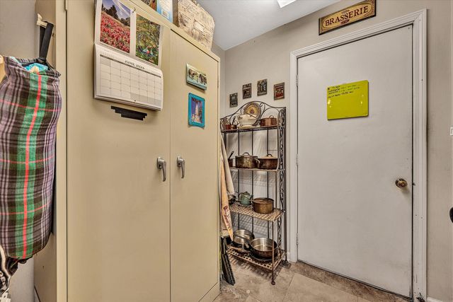 400 W Beaver Dam CT, Goodview, VA 24095