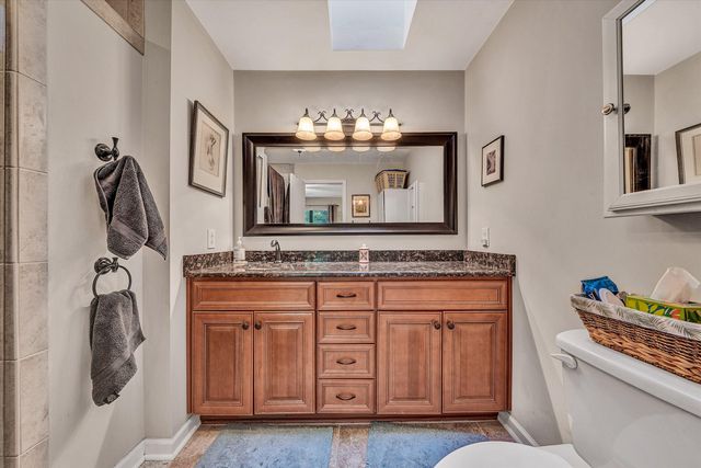 400 W Beaver Dam CT, Goodview, VA 24095