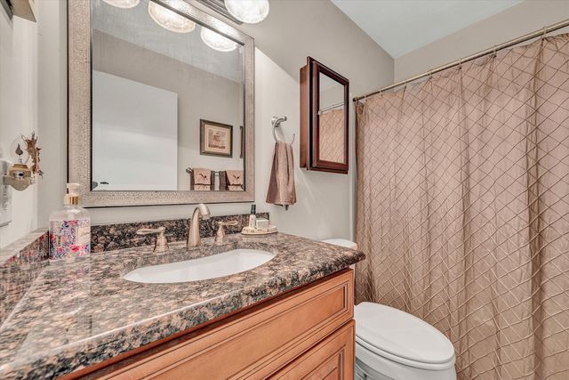 400 W Beaver Dam CT, Goodview, VA 24095